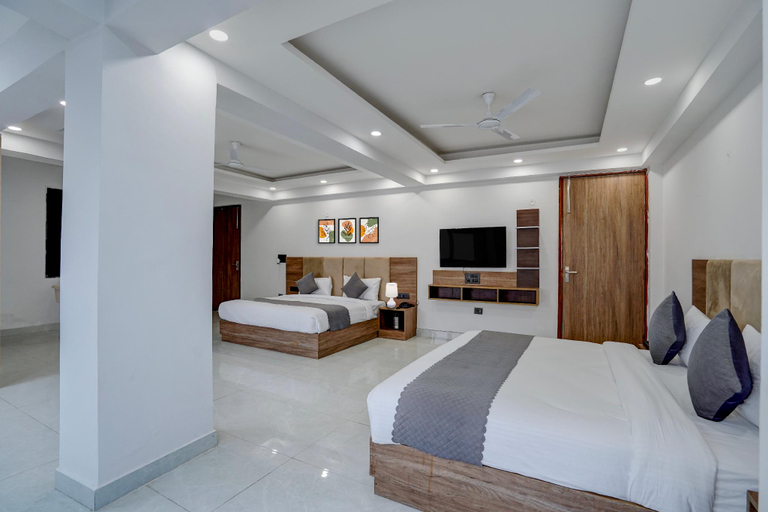 Bedroom 5, Banquesta Suites, Gautam Buddha Nagar