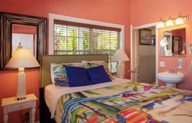 Bedroom 2, Caribbean House, Monroe