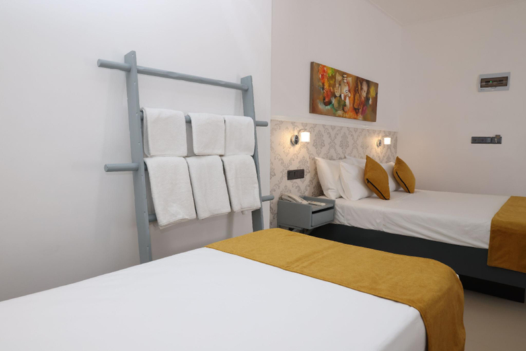 Bedroom 3, Neem Tree House, Trincomalee Town and Gravets
