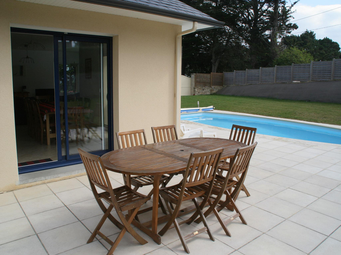 2, Villa with Private Pool in Plestin-les-Greves, Côtes-d'Armor