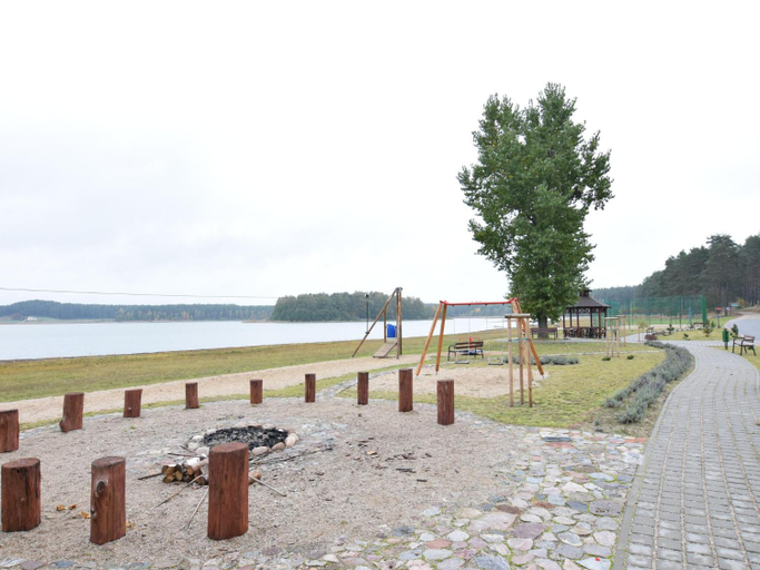 Others 5, Cottage by Kiedrowickie Lake with Boat Access, Bytów