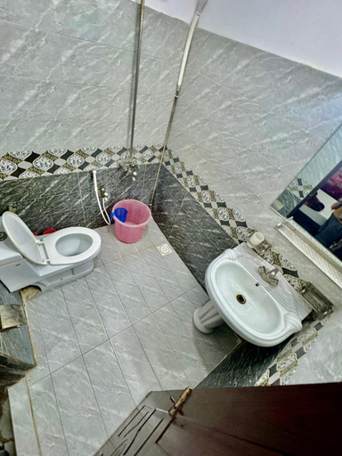 Bathroom 2, Royal Blue Inn Hotel, Islamabad