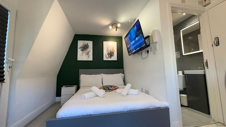 Others 5, Cosy Farringdon Apartments, London