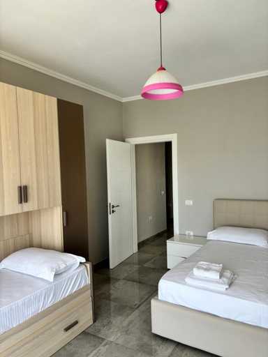 1, Emma's Apartments, Durrësit
