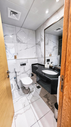 Bathroom 2, Royal Home, Abu Dhabi City