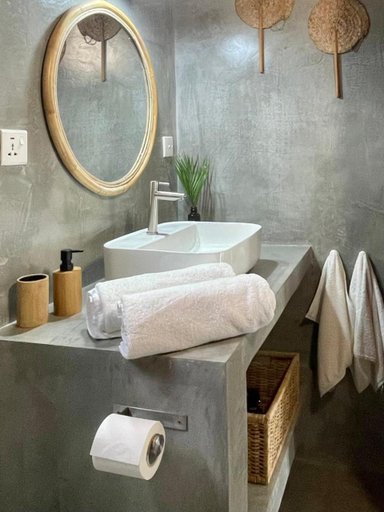 Bathroom 3, Kanferri Villa, Habaraduwa