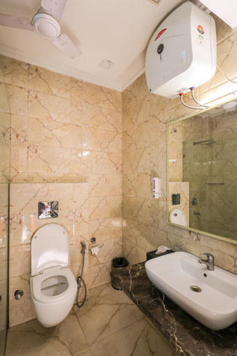 Bathroom 4, Nikko Blue - The Boutique Hotel, Gurgaon