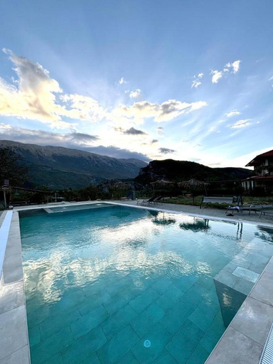 Sport & Beauty 5, Guesthouse Lumo & pool, Përmetit