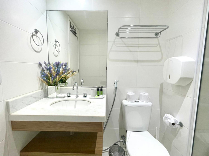 Bathroom 5, Suite & Flat Premium Rio Stay - RioCentro - Barra, Rio de Janeiro