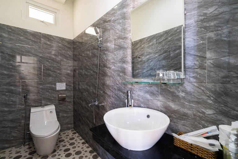 Bathroom 3, Gia Khang Hotel Dalat, Đà Lạt