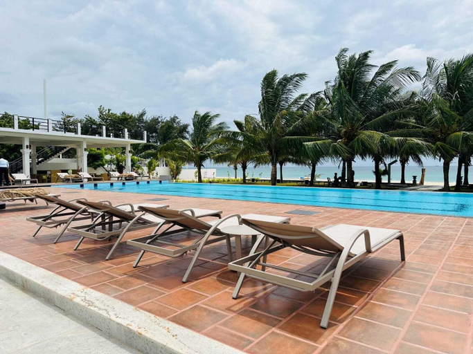 Sport & Beauty 3, Uppuveli Beach by DSK, Trincomalee Town and Gravets