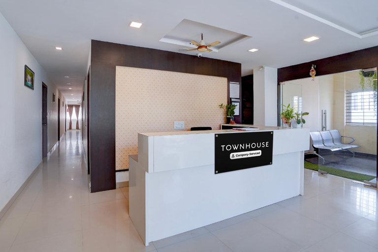 Reception, Townhouse Bannerghatta Hospital Road Formerly Sri Sai Suites, Bangalore