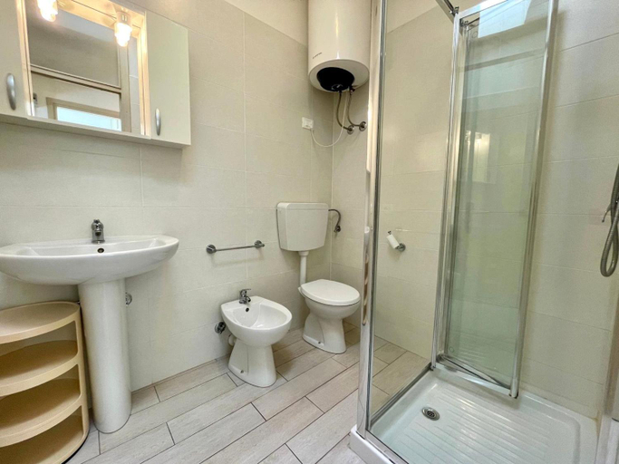 Bathroom, Comfortable house with shared pool, Venezia