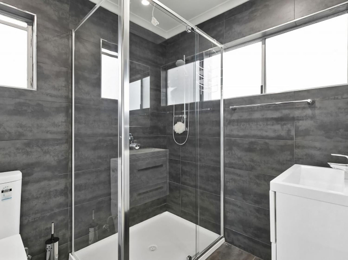Bathroom, Puebla Casa 17 Walk to Beach & Shops, Surf Coast - East