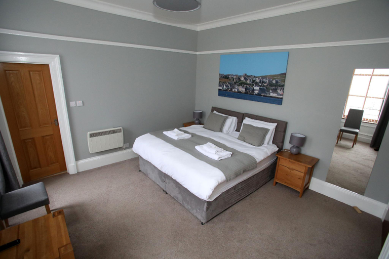 Bedroom 3, The Royal Hotel Stromness, Orkney Islands