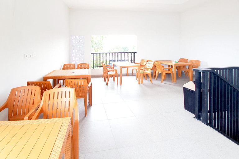 Food & Drinks 5, Umyas Hotel Syariah (permanently closed), Nganjuk