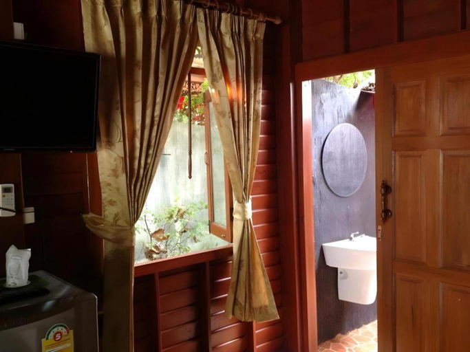 Bathroom, River Park Resort, Yan Ta Khao