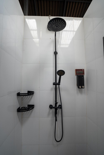 Bathroom 4, The Rock Lodge , Hinboon