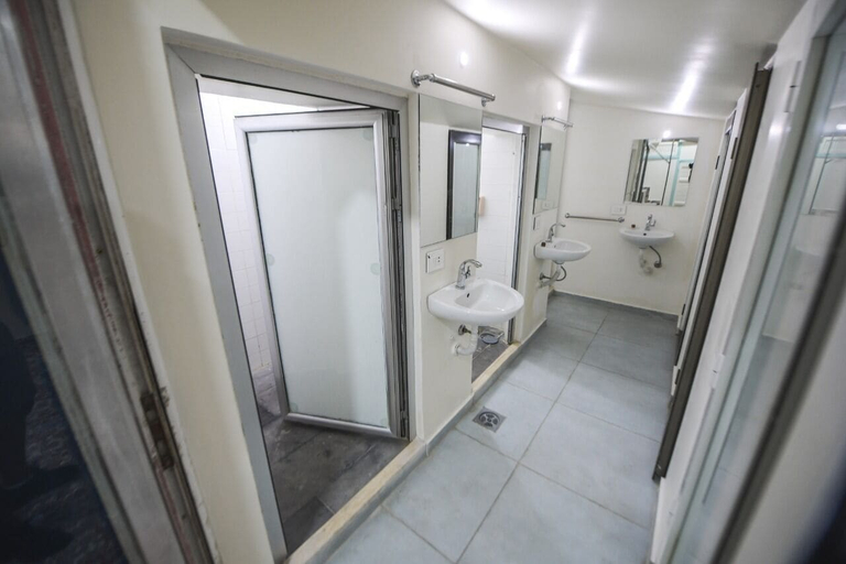 Bathroom, Lebanon Hostel, Kasrouane