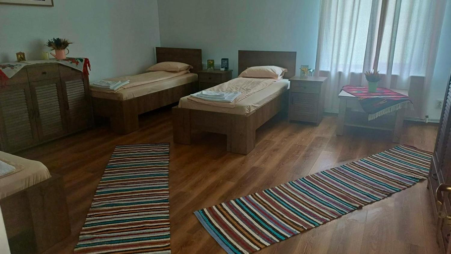 Bedroom 2, Casa Pelerinului, Noslac