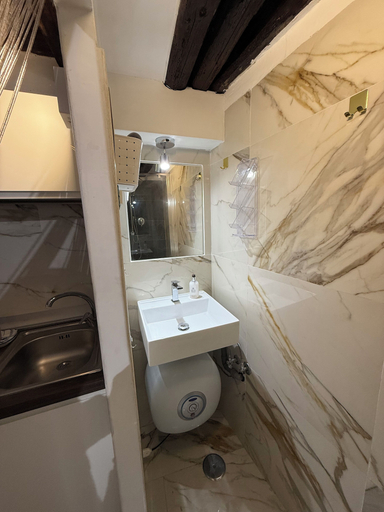 Bathroom 3, Nest at Campo De Fiori and Navona Square, Roma
