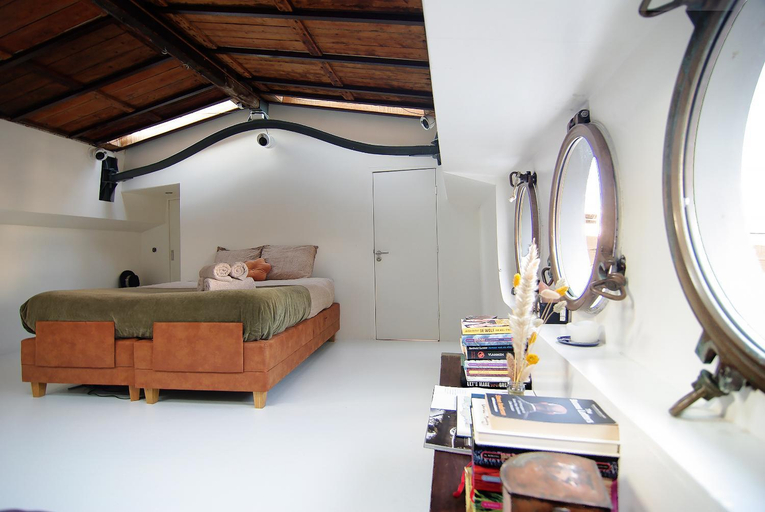 Bedroom 2, Eco HouseBoat, Amsterdam