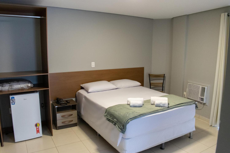 Bedroom 2, Hotel Central, Lins