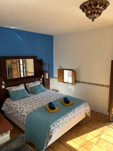 Bedroom 2, Charming house in the historic old town, Alicante