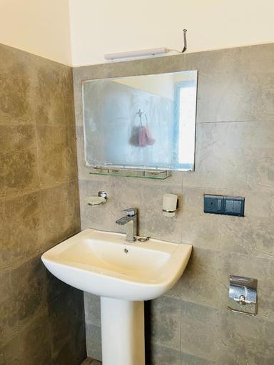 Bathroom 2, Racy Nature Cottage, Ella