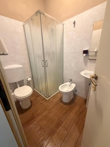 Bathroom 5, Hotel Corvetto Milano, Milano