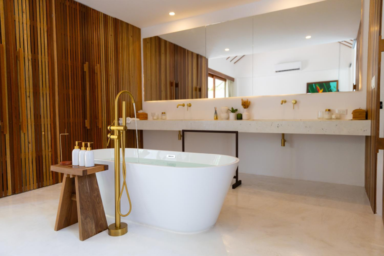 Bathroom 4, Manao Villas - Luxury Boutique Resort, General Luna