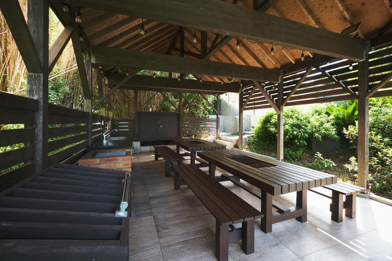 Others 2, Monterey House by SANA, Tateyama