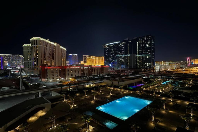 Others 4, MGM Signature 11th Floor 2BR Combo Strip View No Resort Fee, Clark