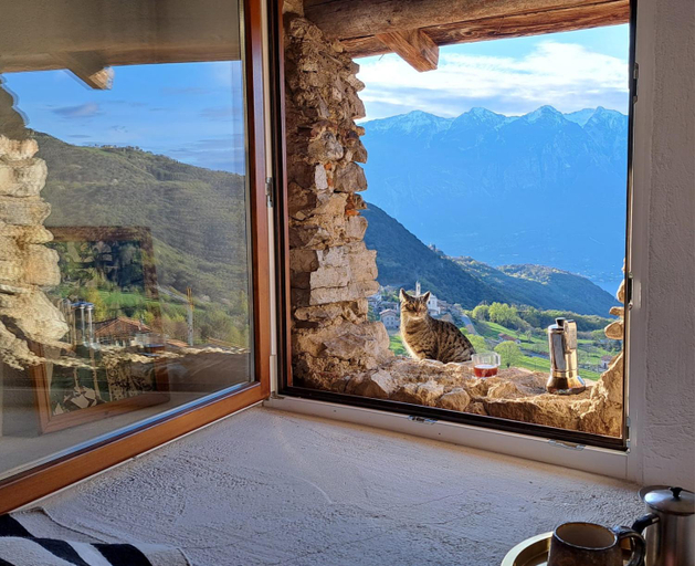 Others 2, Seeblick und offener Kamin - Casa di Florian, Brescia