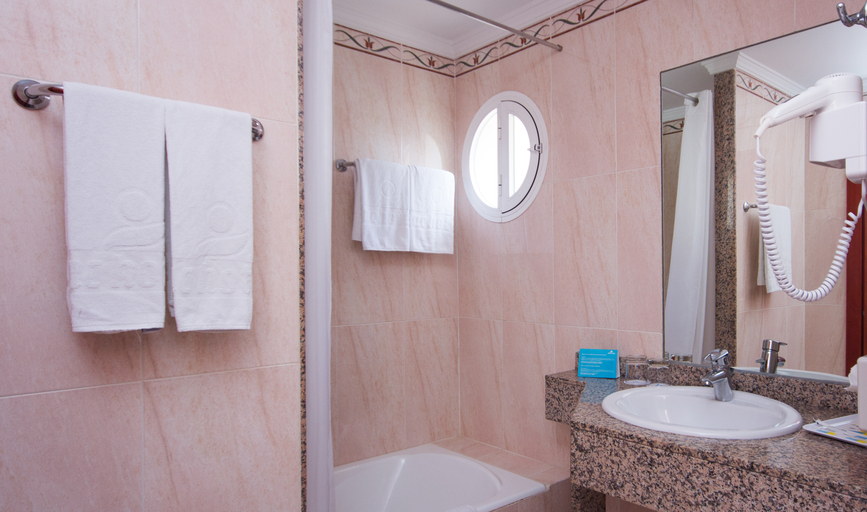 Bathroom 4, Hotel Mac Puerto Marina, Málaga