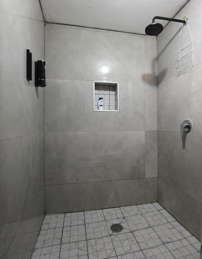 Shower 5, Casas centro Loreto, Comondú