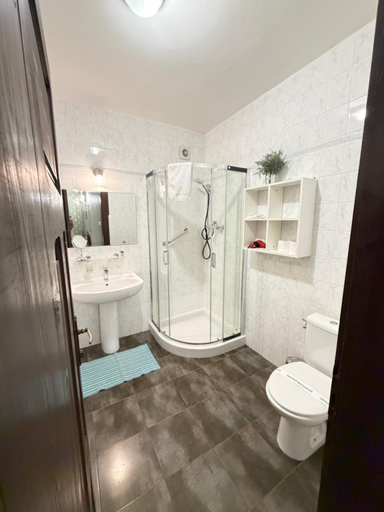 Bathroom 3, Hotel Salamander - Garni, Banská Štiavnica