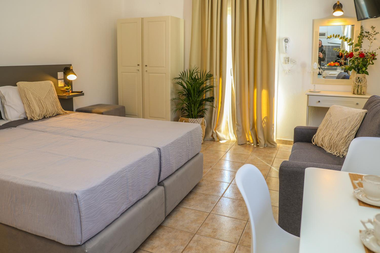 Bedroom 3, La FLEUR apartments, Thessaly