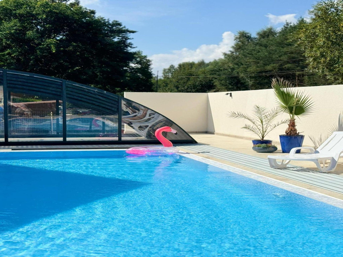 4, room apartment on the ground floor, summer pool, Sławno