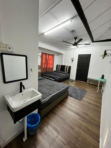 Bathroom, Roomstay Kuala Nerus Gated Parking, Kuala Terengganu