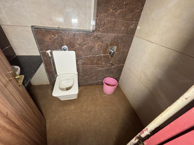 Bathroom 2, Hotel Season Park 2, Jaipur