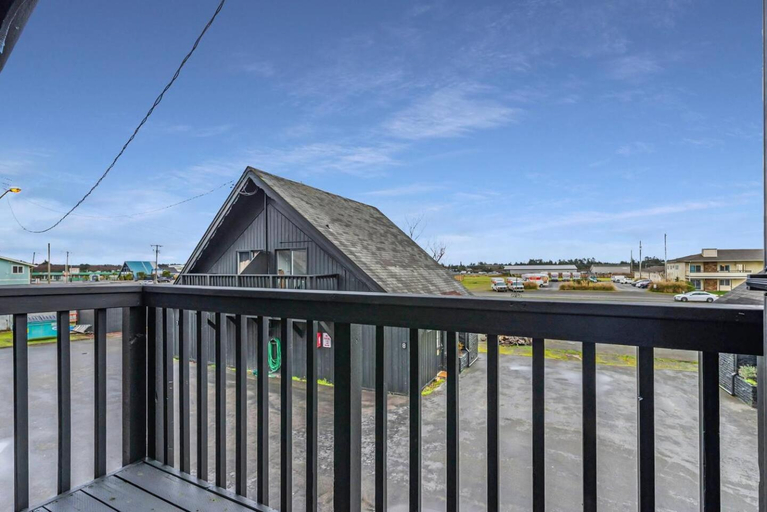 1, Tidal House #4 - Ocean Shores Chalet, Grays Harbor
