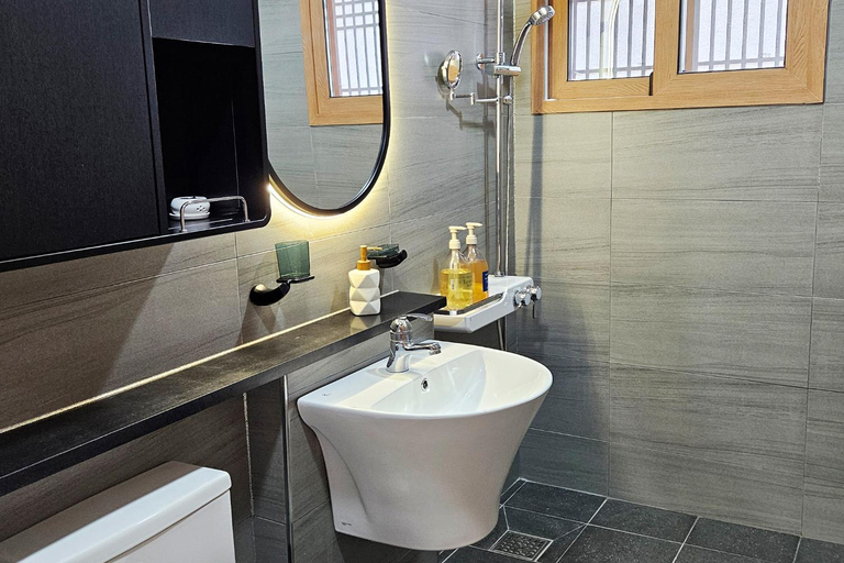 Bathroom 4, Woljeongjeon, Gyeongju