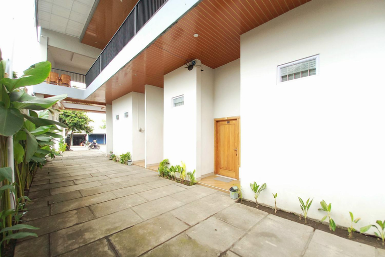 Exterior & Views 1, Umyas Hotel Syariah (permanently closed), Nganjuk