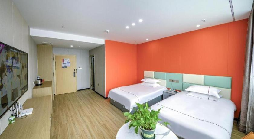 Bedroom 3, Yiwu Bairui Grand Hotel, Jinhua