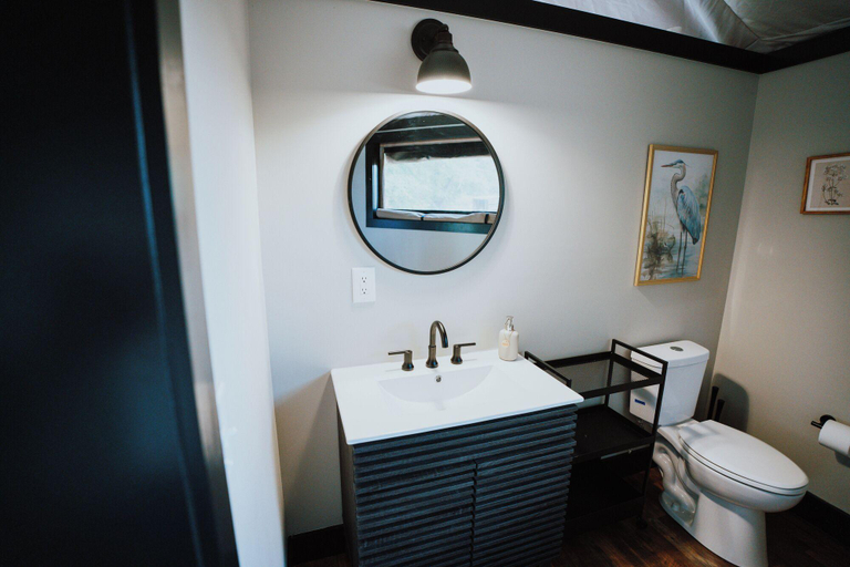 Bathroom 3, Starlight Haven at Weiss Lake, Cherokee