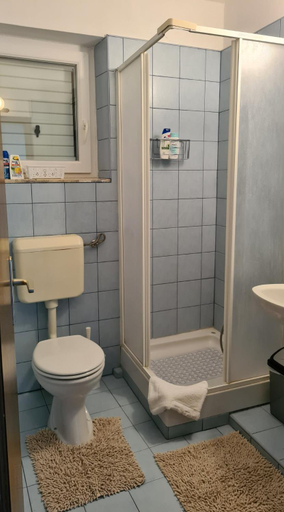 Bathroom 3, Apartments Solis, 50 m from the sea - Jakisnica, Novalja
