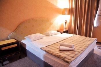 Others 3, Hotel Viven, Central