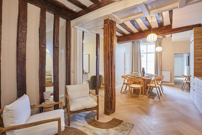 Others 5, Apartment Center of Paris by Studio prestige, Paris