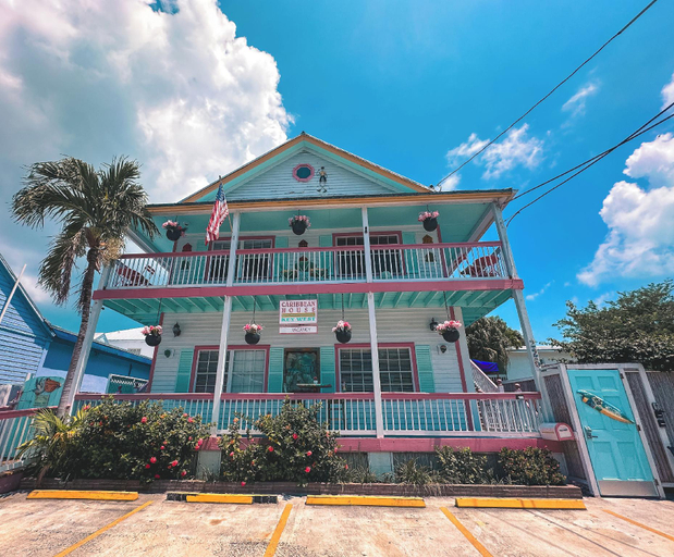 Exterior & Views 1, Caribbean House, Monroe